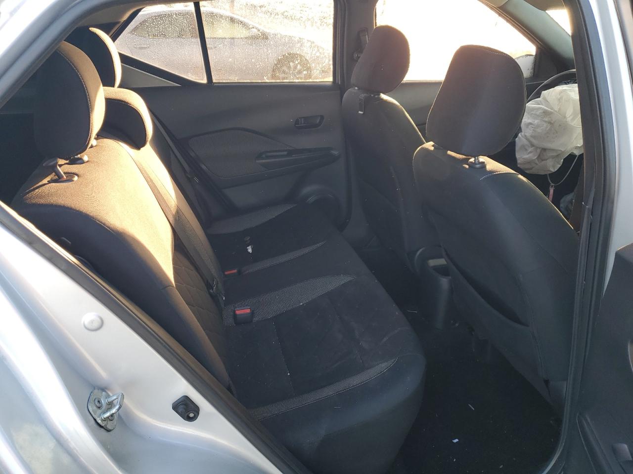 2018 Nissan Kicks VIN 3N1CP5CU1JL532563 Copart auction photo, front end damage thumbnail 11