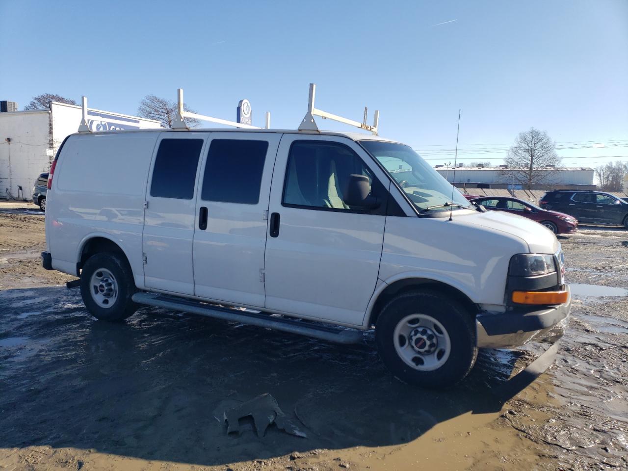 2017 GMC Savana VIN 1GTW7AFF1H1911970 Copart auction photo, front end damage thumbnail 4