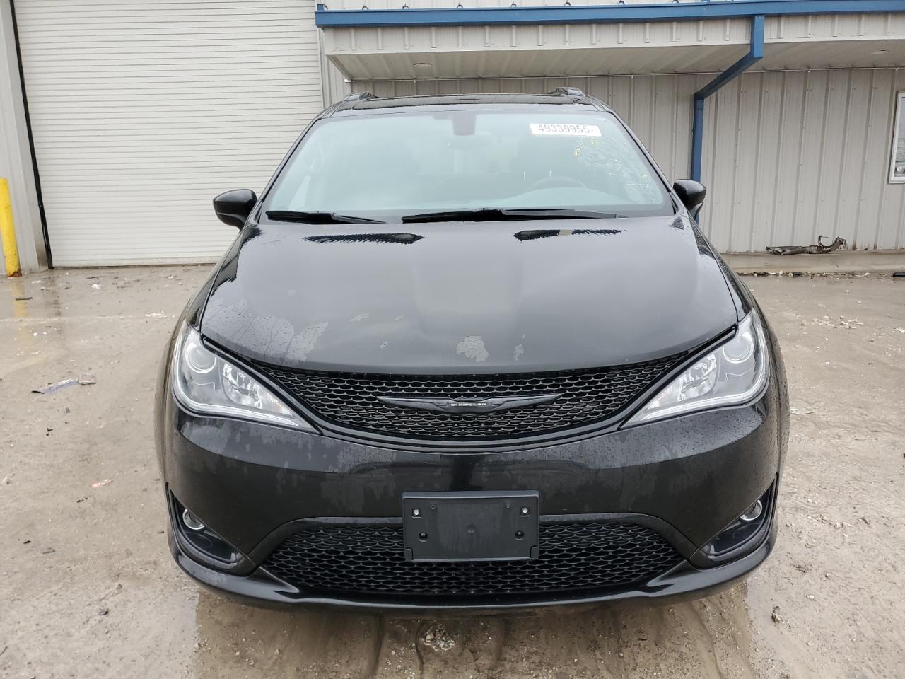 2019 Chrysler Pacifica VIN 2C4RC1FG8KR638739 Copart auction photo, side damage thumbnail 5