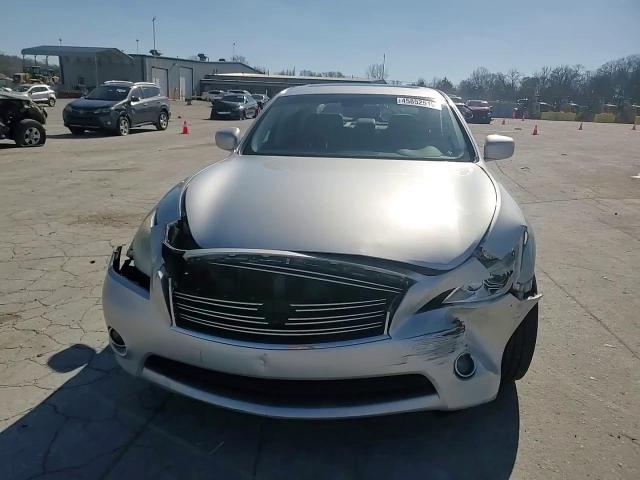 2011 Infiniti M VIN JN1BY1AP7BM325178 Copart auction photo, front end / minor dent/scratches damage thumbnail 11