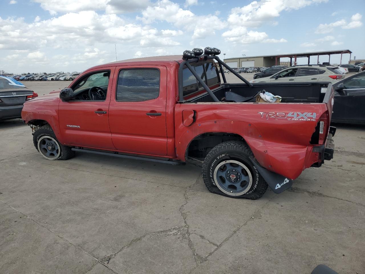 2014 Toyota Tacoma VIN 3TMLU4EN3EM156907 Copart auction photo, undercarriage / hail damage thumbnail 2