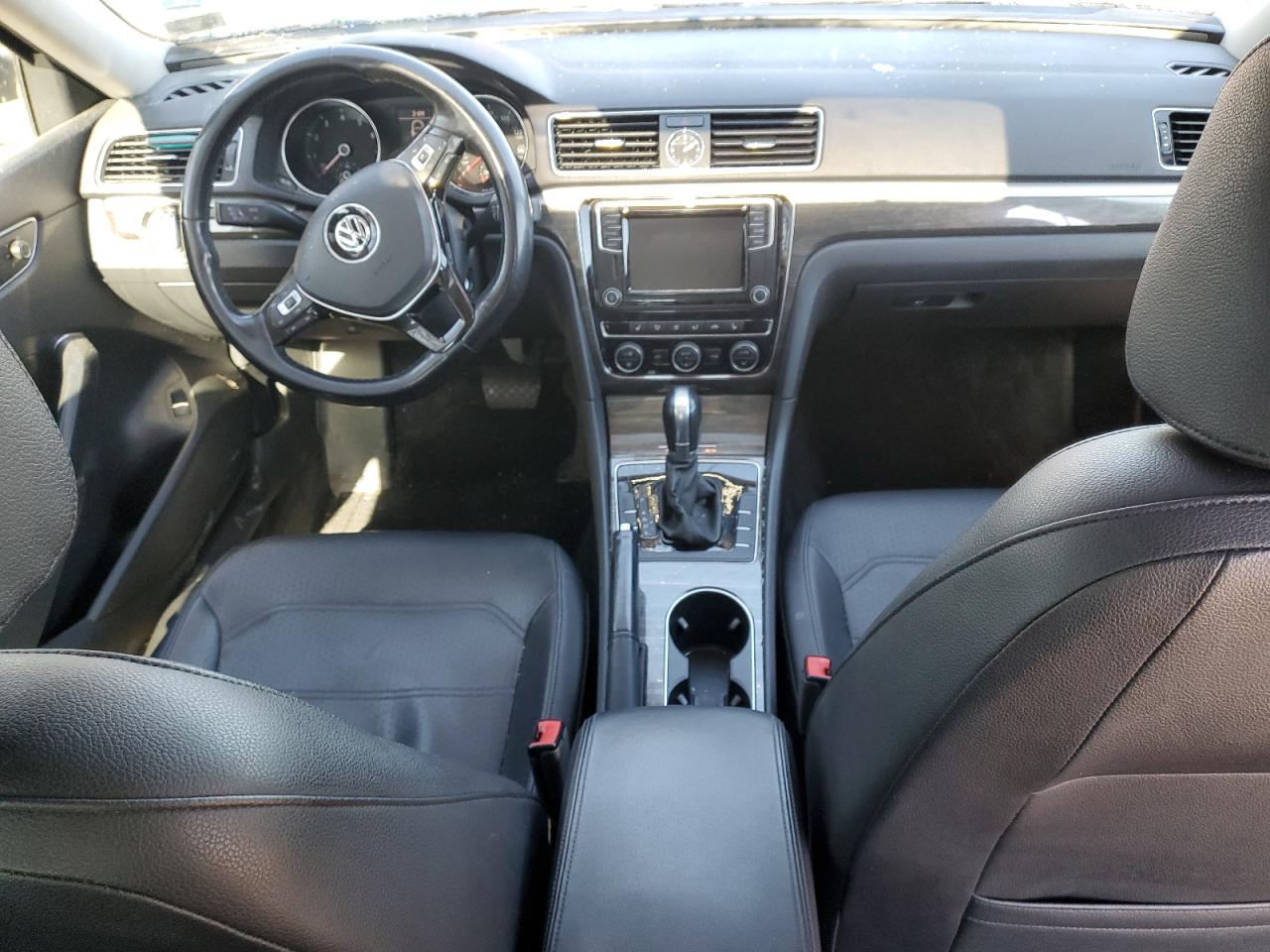 2016 Volkswagen Passat VIN 1VWBT7A3XGC025382 Copart auction photo, front end damage thumbnail 8