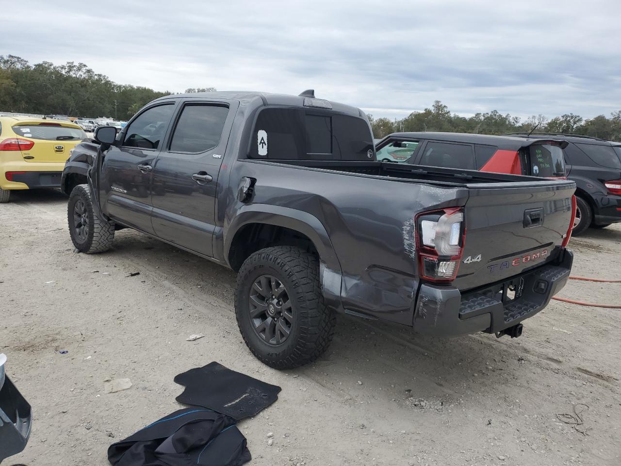 2022 Toyota Tacoma VIN 3TYCZ5AN6NT080942 Copart auction photo, rollover damage thumbnail 2