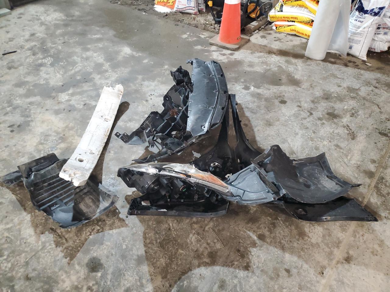 2011 Mazda 3 VIN JM1BL1UGXB1901516 Copart auction photo, front end damage thumbnail 14