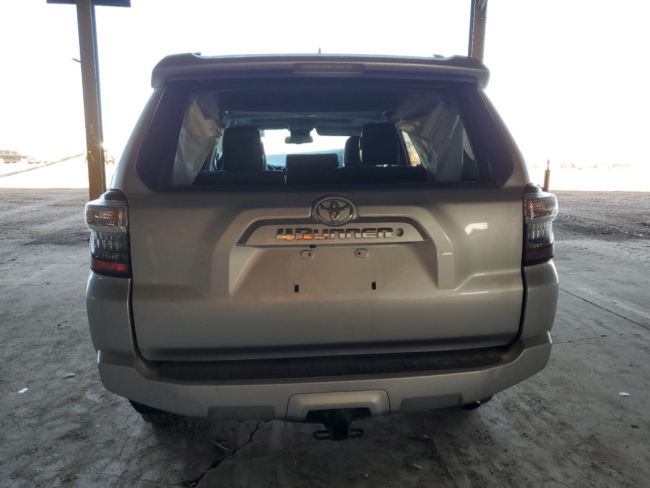 2018 Toyota 4Runner VIN JTEBU5JR9J5515800 Copart auction photo, front end damage thumbnail 6