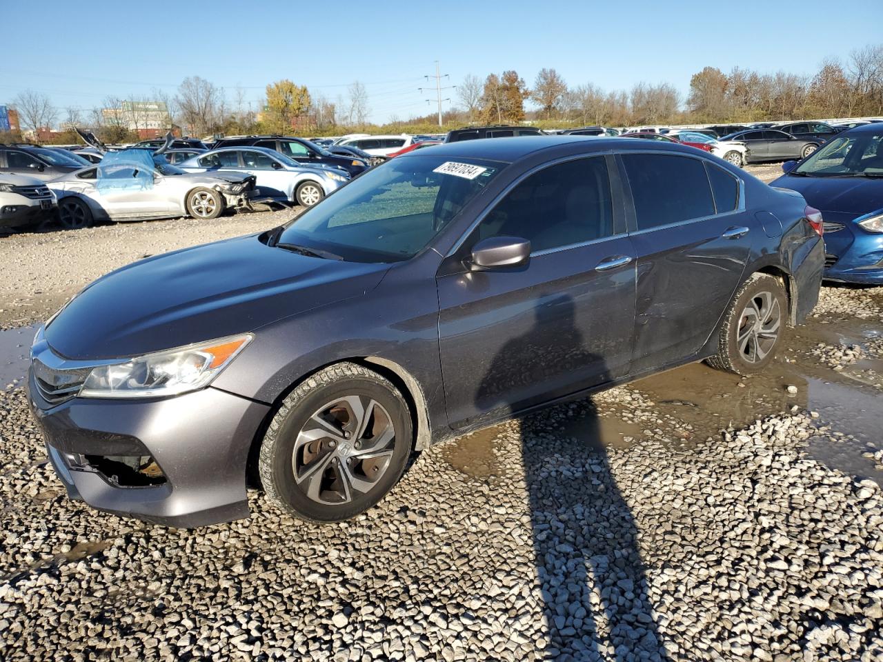2017 Honda Accord VIN 1HGCR2F33HA112671