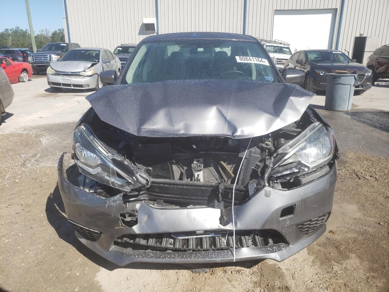 2017 Nissan Sentra VIN 3N1AB7AP5HL712072 Copart auction photo, front end / minor dent/scratches damage thumbnail 5