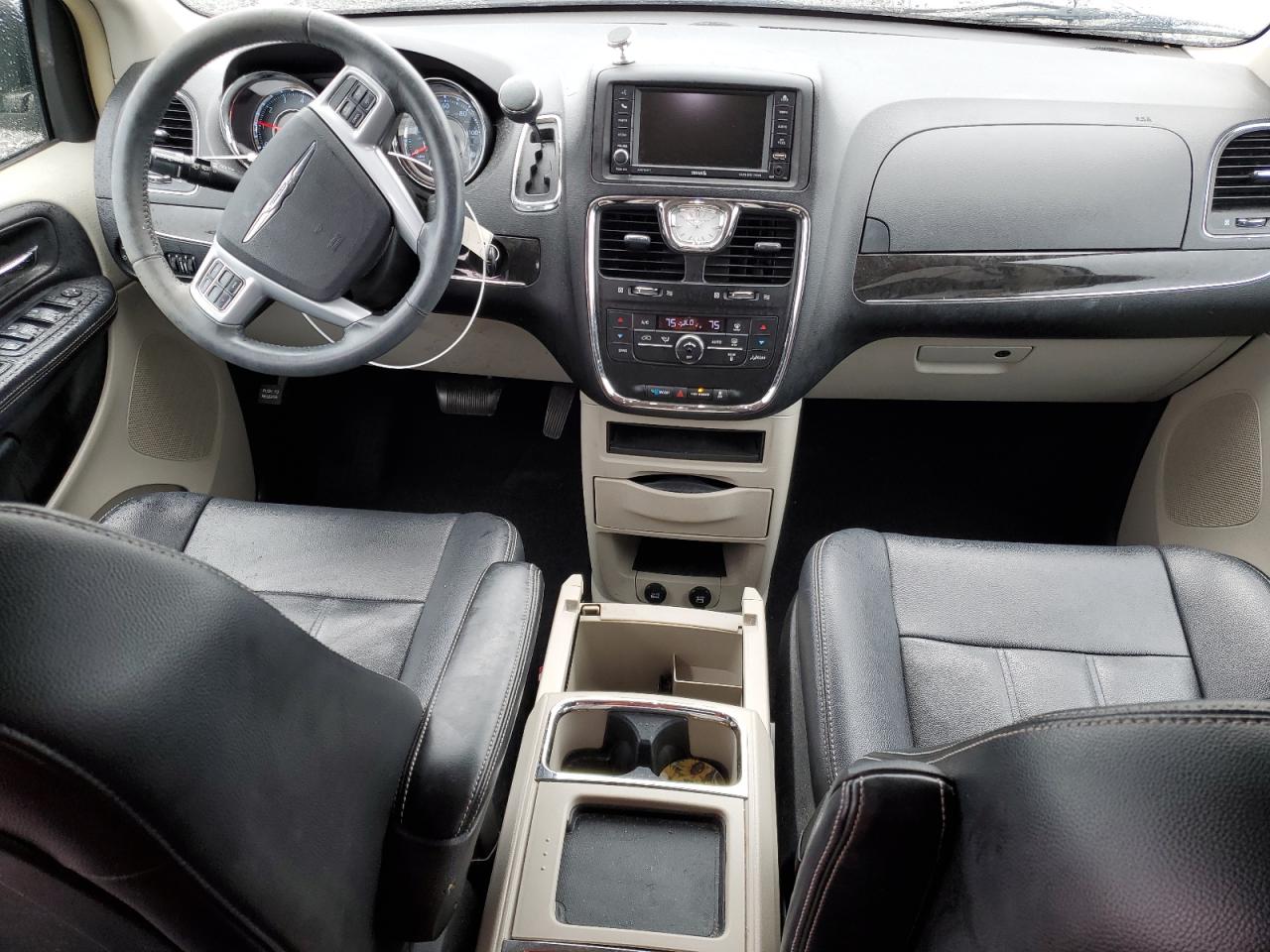 2014 Chrysler Town & Country VIN 2C4RC1BGXER184343 Copart auction photo, front end damage thumbnail 8