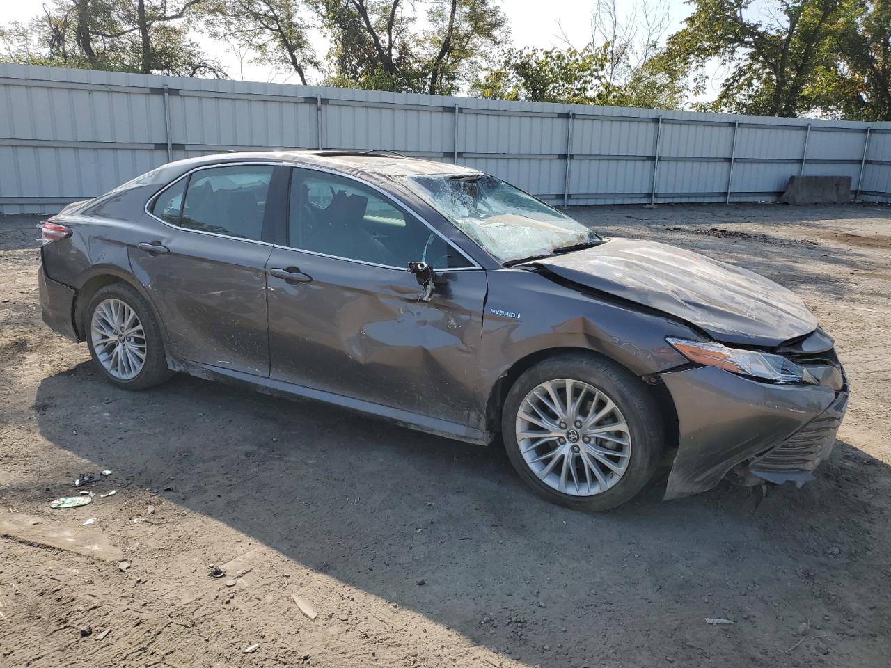 2020 Toyota Camry VIN 4T1F31AK1LU538352 Copart auction photo, all over damage thumbnail 4