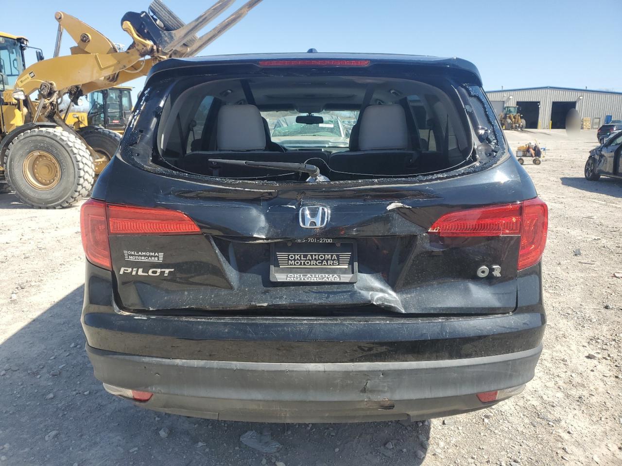 2016 Honda Pilot VIN 5FNYF5H55GB013143 Copart auction photo, rear end / minor dent/scratches damage thumbnail 6