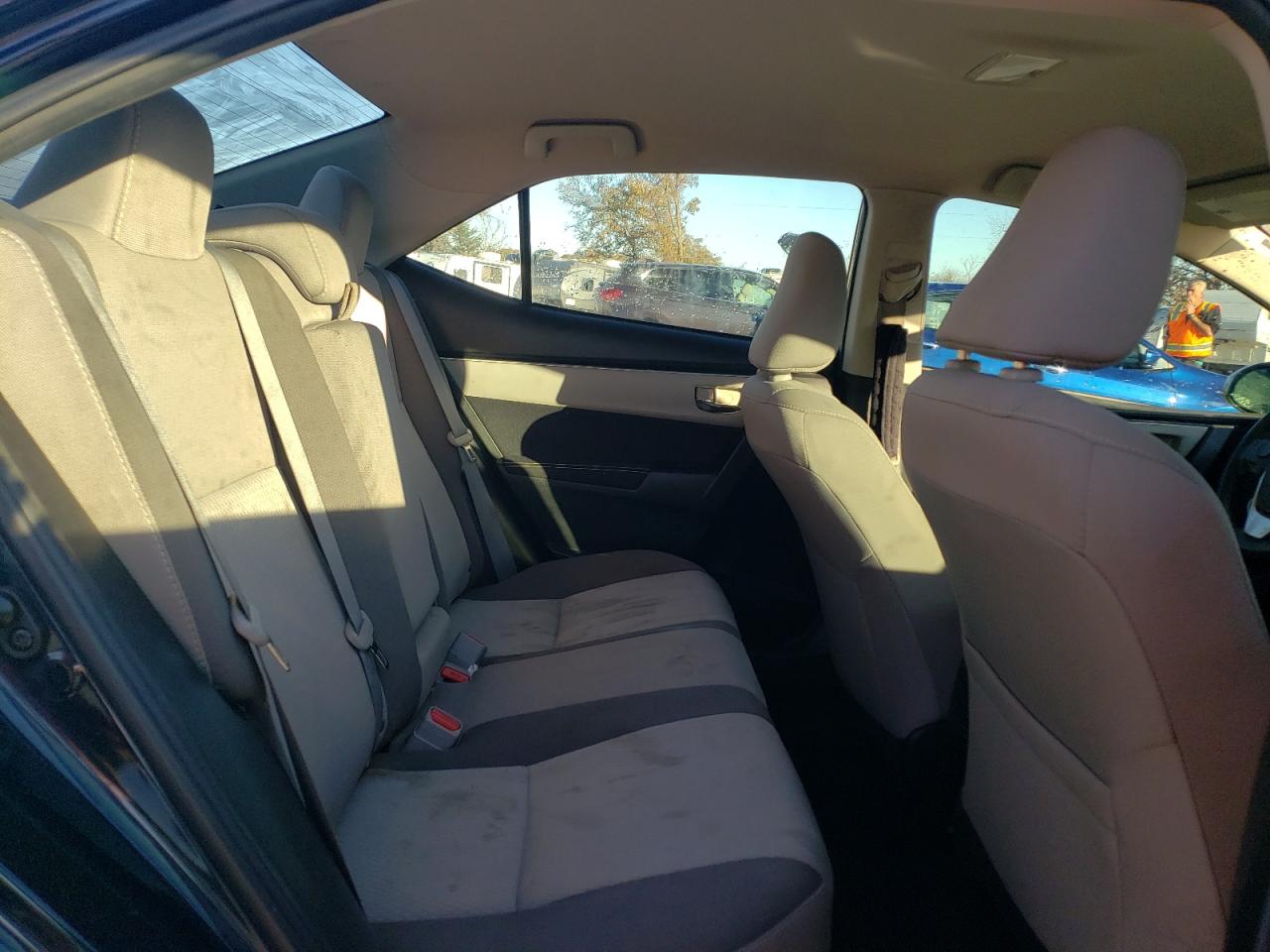 2018 Toyota Corolla VIN 5YFBURHE7JP758300 Copart auction photo, front end / rear end damage thumbnail 10
