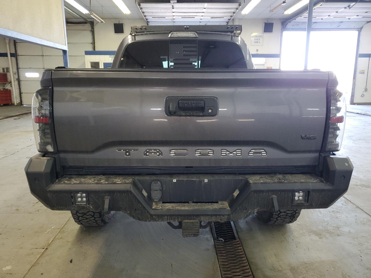 2021 Toyota Tacoma VIN 5TFCZ5AN4MX248548 Copart auction photo, all over damage thumbnail 6