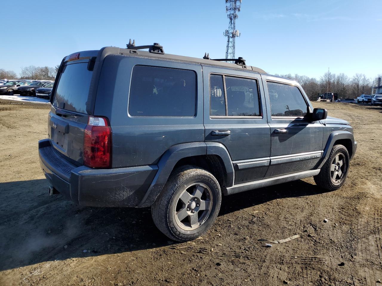 2007 Jeep Commander VIN 1J8HG48K07C674274 Copart auction photo, front end / minor dent/scratches damage thumbnail 3