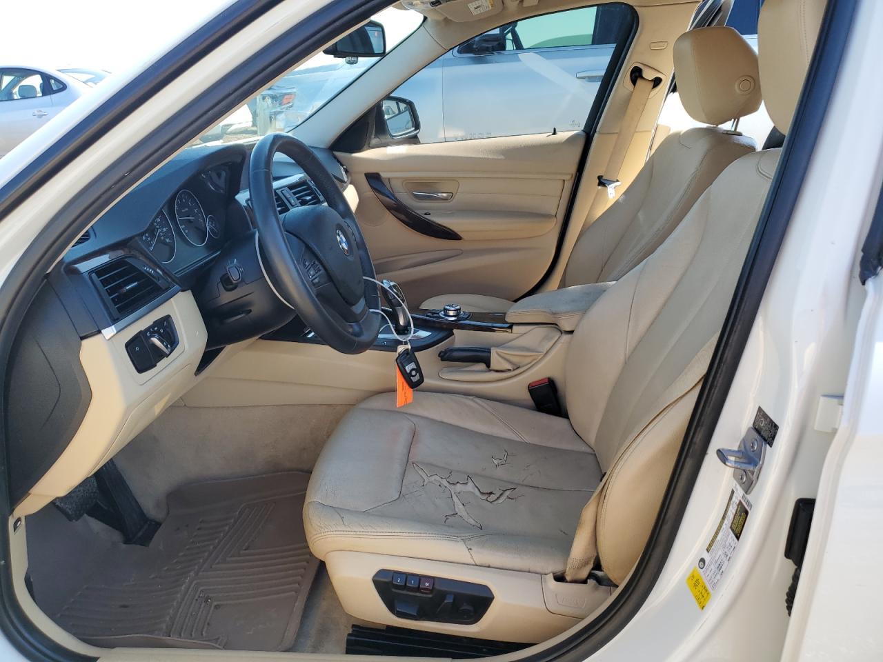 2013 BMW 3er VIN WBA3C1G5XDNR47855 Copart auction photo, mechanical / minor dent/scratches damage thumbnail 7