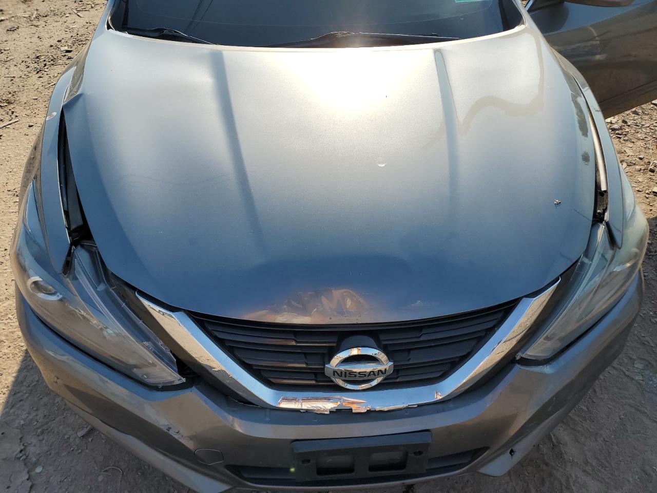 2018 Nissan Altima VIN 1N4AL3AP1JC101076 Copart auction photo, front end / side damage thumbnail 11