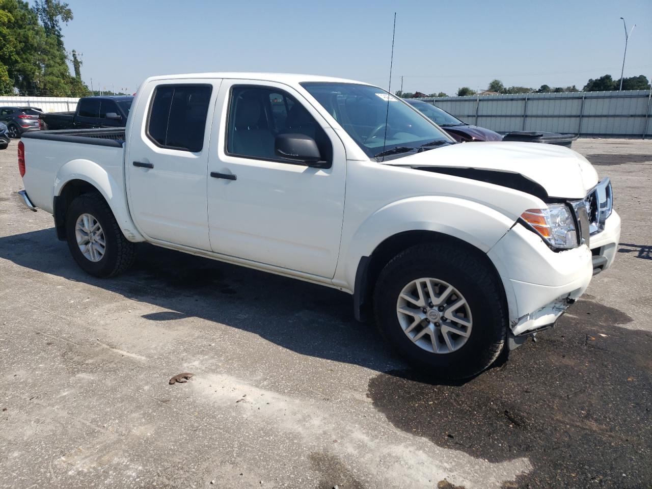 2019 Nissan Navara (Frontier) VIN 1N6AD0EV1KN772135 Copart auction photo, front end damage thumbnail 4