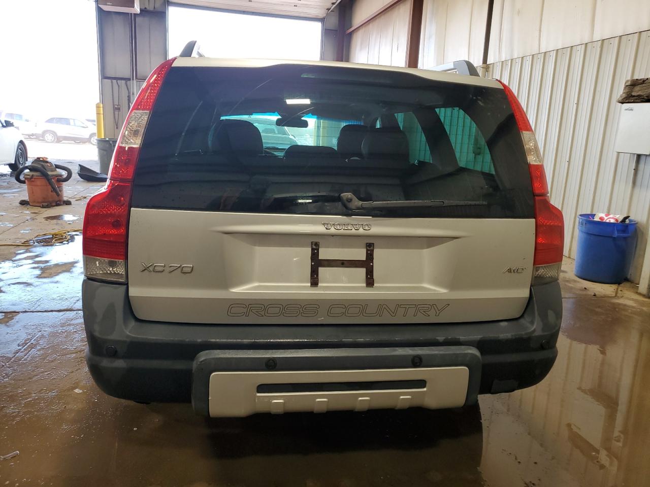 2007 Volvo XC70 VIN YV4SZ592371288453 Copart auction photo, front end damage thumbnail 6