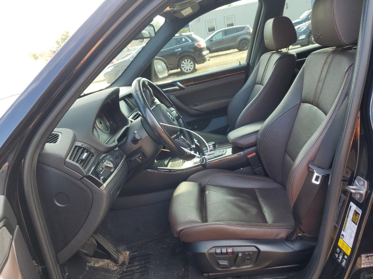 2017 BMW X3 VIN 5UXWX9C52H0T04216 Copart auction photo, front end / minor dent/scratches damage thumbnail 7