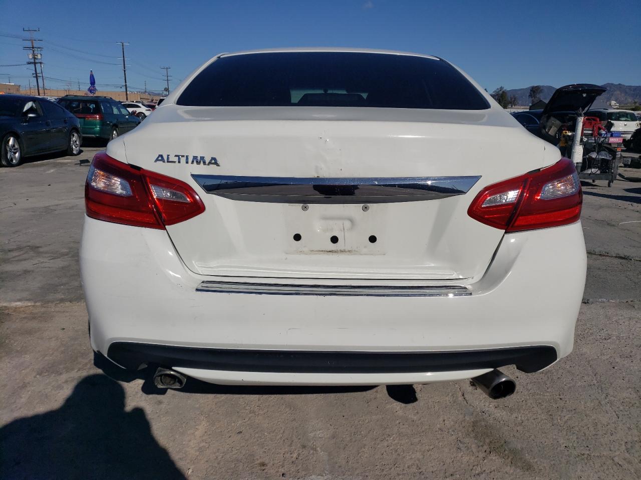 2017 Nissan Altima VIN 1N4AL3AP8HC259022 Copart auction photo, front end damage thumbnail 6