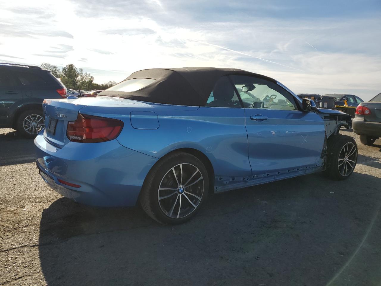 2020 BMW 2er VIN WBA2K1C01L7D97038 Copart auction photo, front end / side damage thumbnail 3
