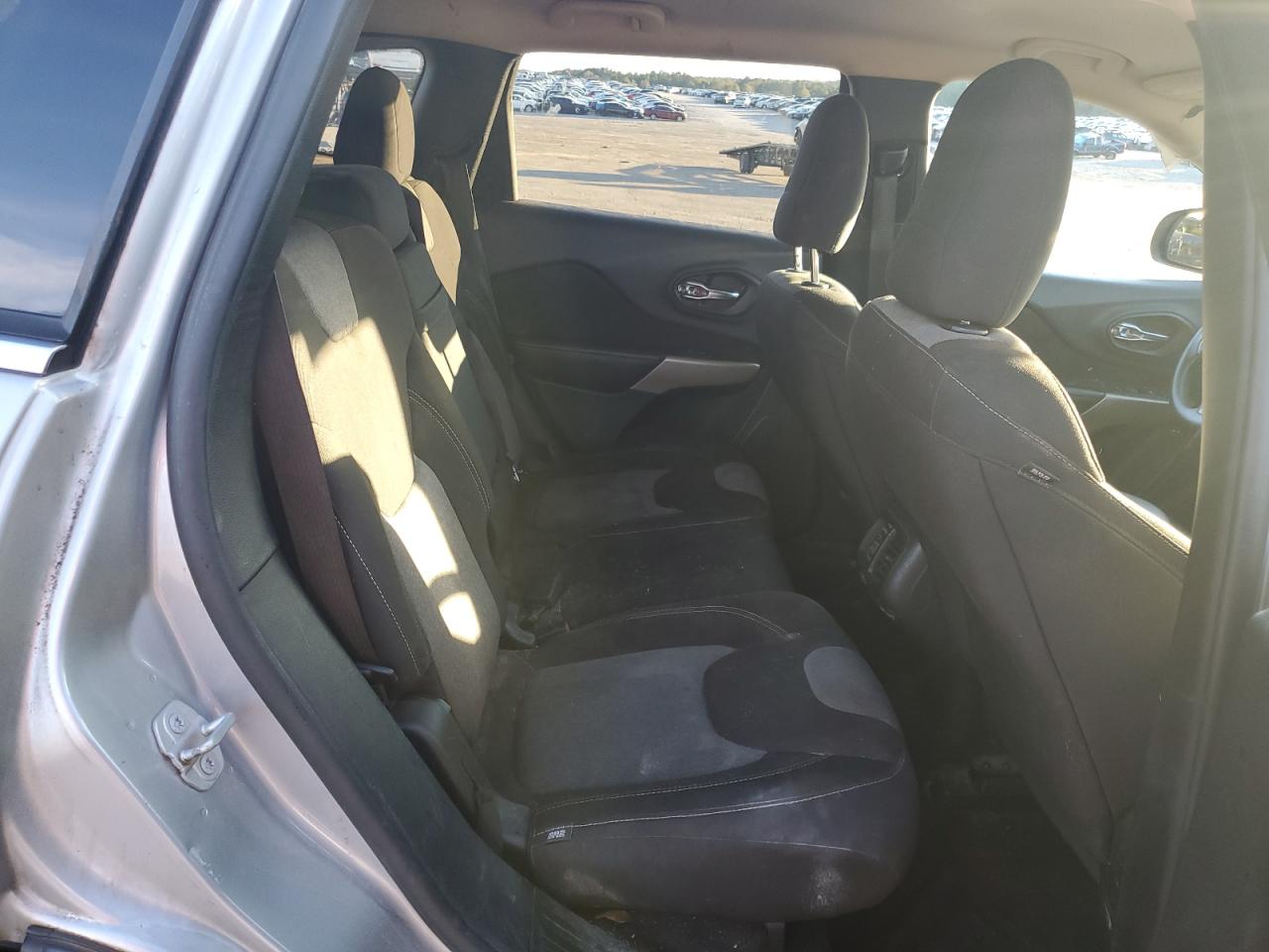 2018 Jeep Grand Cherokee VIN 1C4PJLCBXJD596545 Copart auction photo, front end / rear end damage thumbnail 11