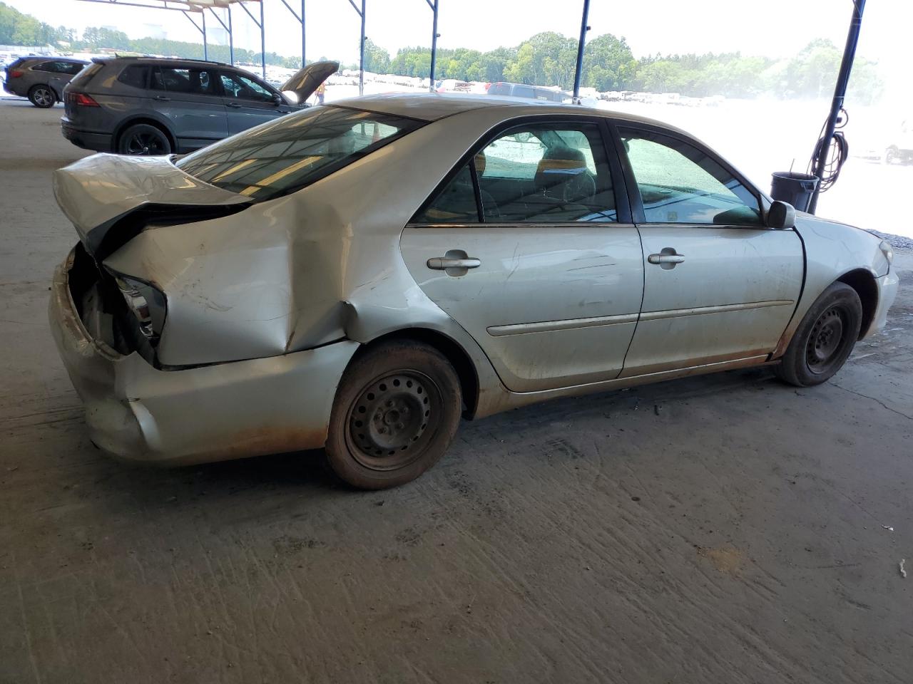 2005 Toyota Camry VIN 4T1BE30K35U969137 Copart auction photo, all over damage thumbnail 3
