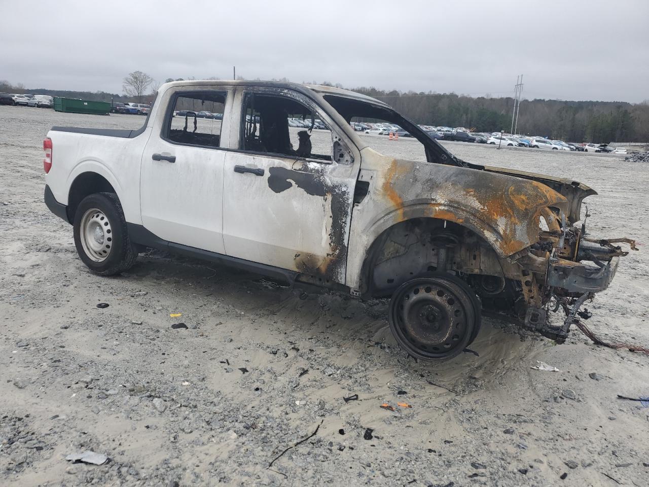 2022 Ford Maverick VIN 3FTTW8F90NRA64837 Copart auction photo, burn damage thumbnail 4