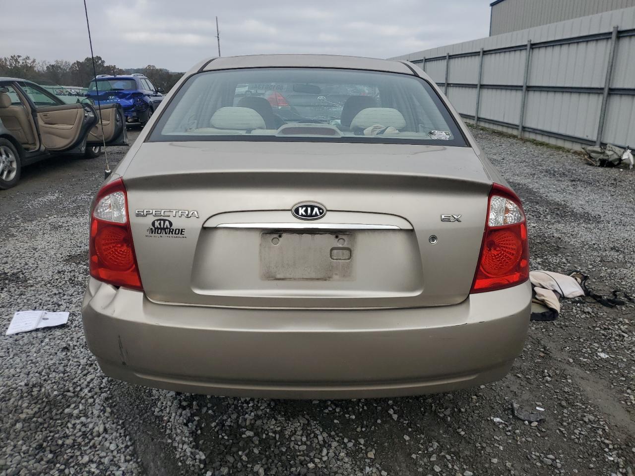 2006 KIA Spectra VIN KNAFE121465285575 Copart auction photo, front end / minor dent/scratches damage thumbnail 6