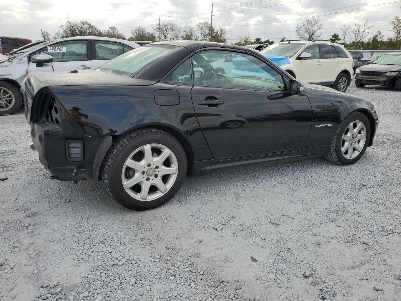 2002 Mercedes-Benz SLK-klasse VIN WDBKK49F82F266706 Copart auction photo, rear end damage thumbnail 3