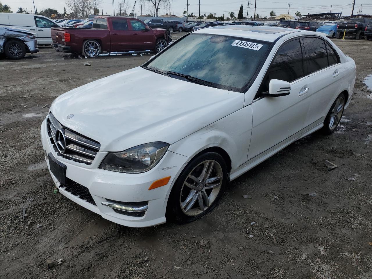 2014 Mercedes-Benz C-klasse VIN WDDGF4HB4EA961833
