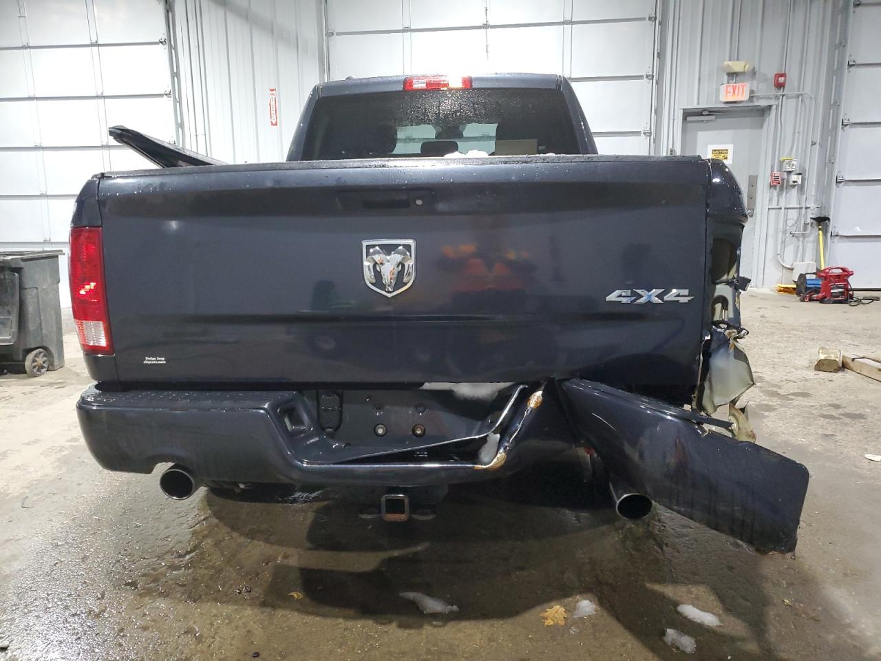 2014 RAM 1500 VIN 1C6RR7FT1ES419842 Copart auction photo, rear end / minor dent/scratches damage thumbnail 6