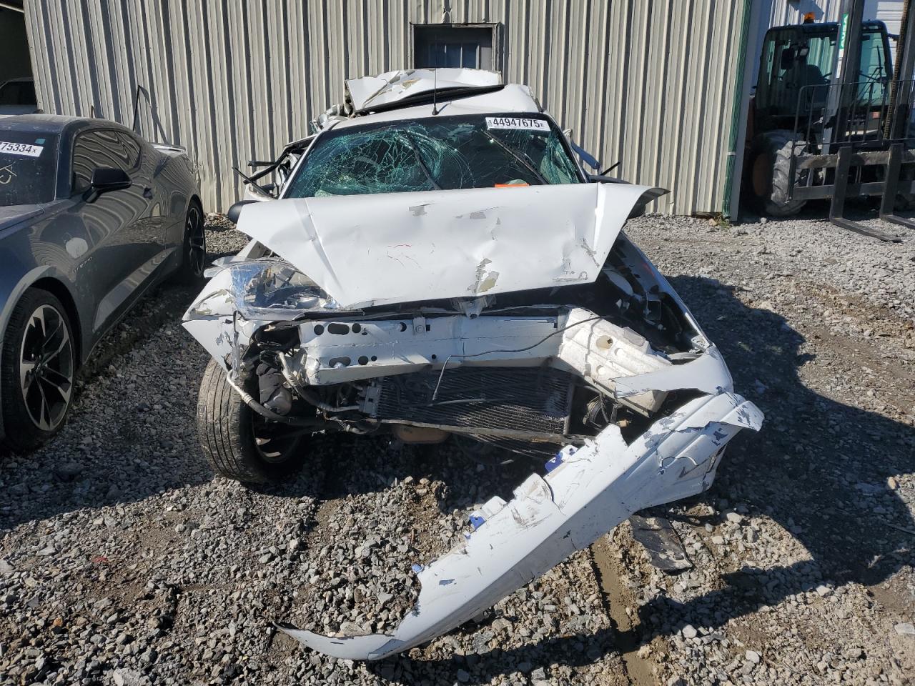 2002 Ford Focus VIN 3FAFP37312R239668 Copart auction photo, all over damage thumbnail 5