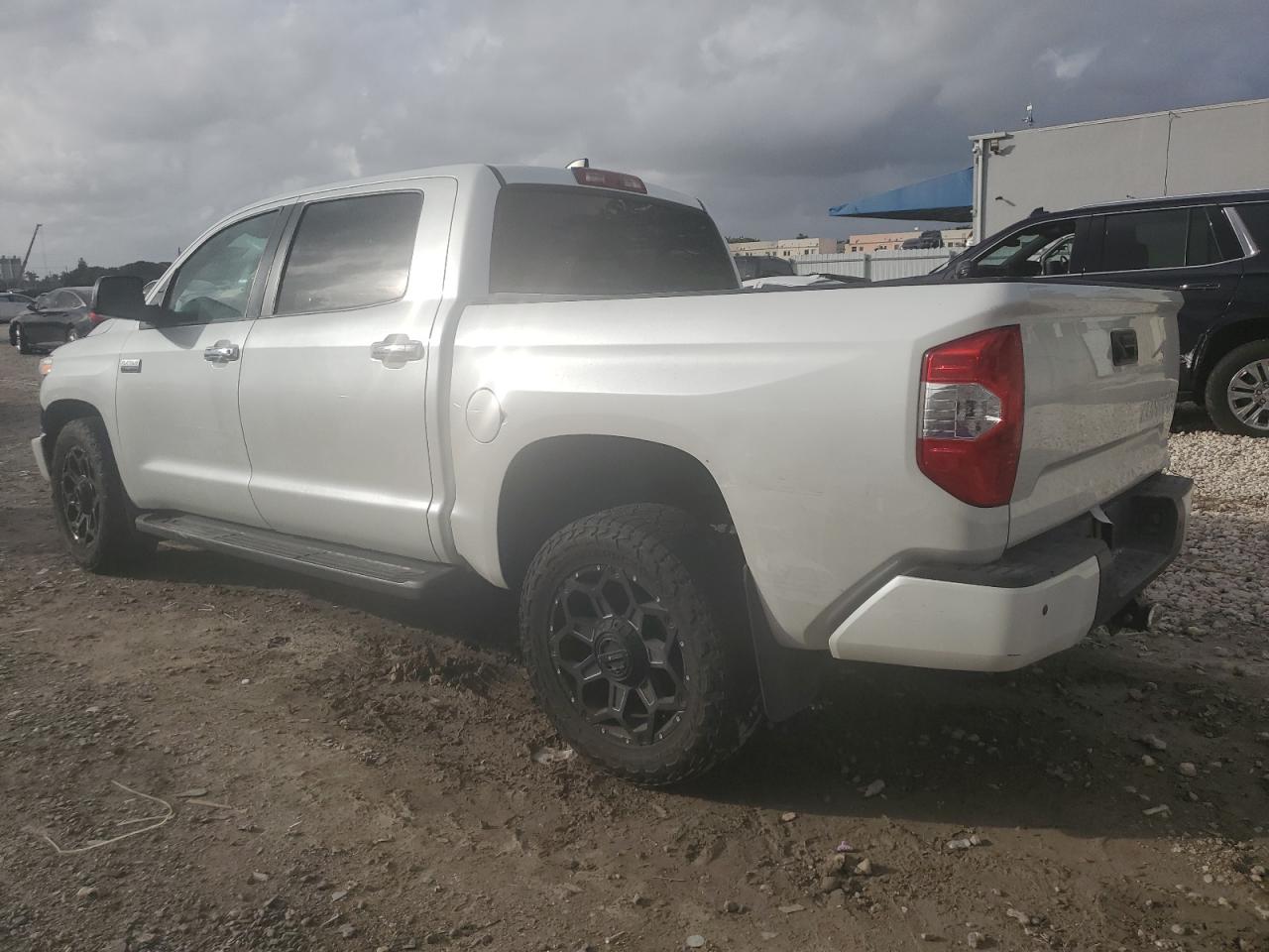 2021 Toyota Tundra VIN 5TFGY5F14MX282340 Copart auction photo, front end / side damage thumbnail 2