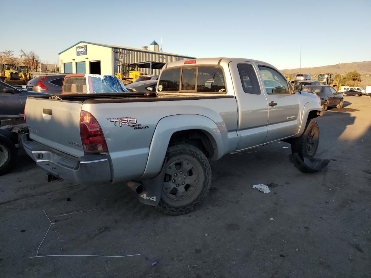 2005 Toyota Tacoma VIN 5TEUU42N05Z099111 Copart auction photo, side / undercarriage damage thumbnail 3