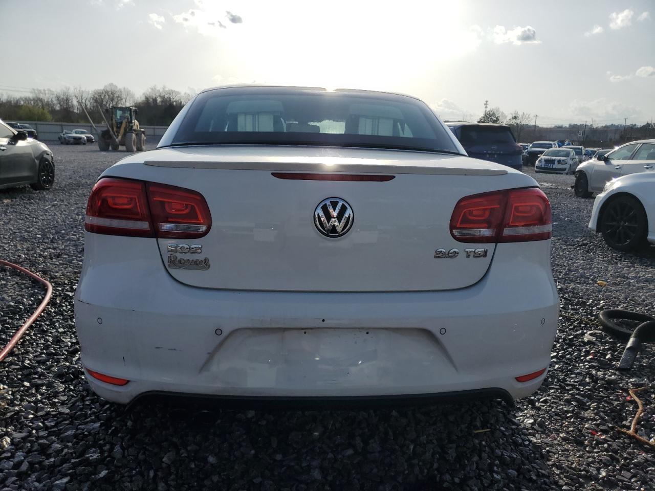 2014 Volkswagen Eos VIN WVWFW8AH9EV004182 Copart auction photo, front end damage thumbnail 6