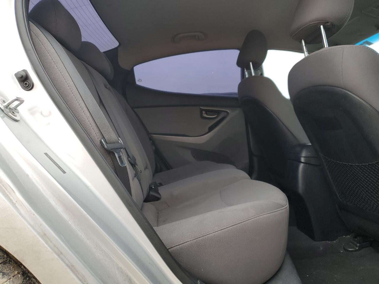 2016 Hyundai Elantra VIN 5NPDH4AE7GH677054 Copart auction photo, all over / minor dent/scratches damage thumbnail 10