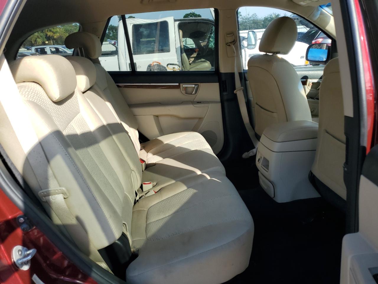 2008 Hyundai Santa Fe VIN 5NMSG13D68H226953 Copart auction photo, water/flood / minor dent/scratches damage thumbnail 11