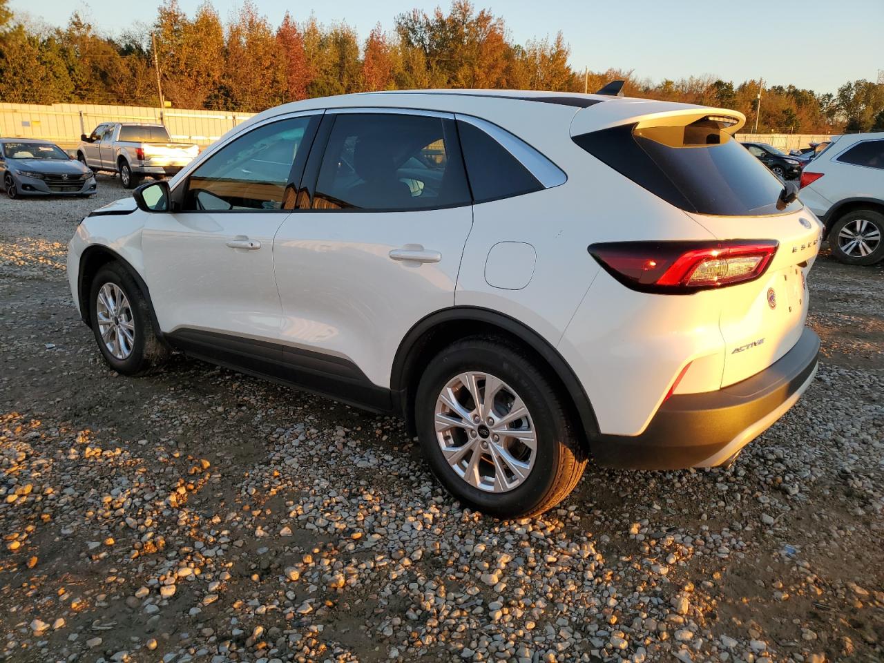 2023 Ford Escape VIN 1FMCU0GN0PUA90624 Copart auction photo, front end damage thumbnail 2