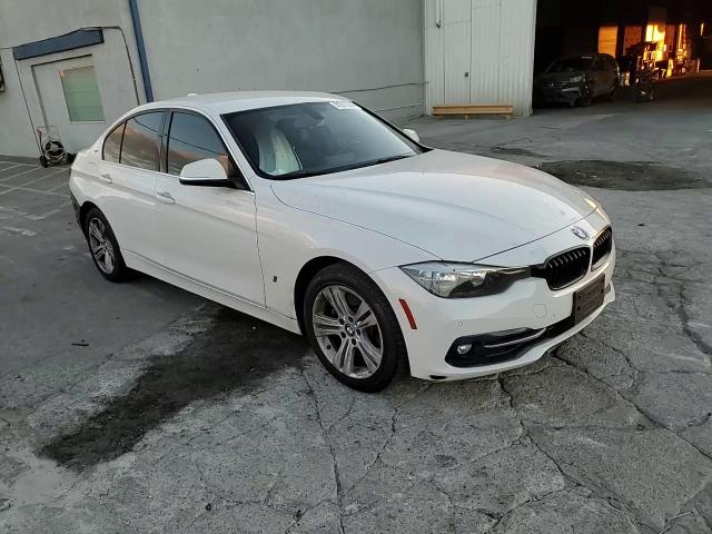 2017 BMW 3er VIN WBA8E1C37HA158998 Copart auction photo, rear end damage thumbnail 10