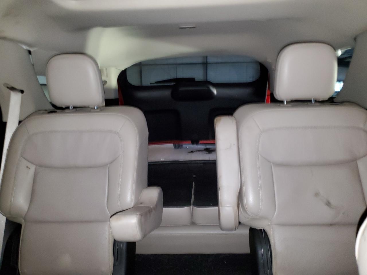 2020 Ford Explorer VIN 1FMSK8FH4LGB40042 Copart auction photo, undercarriage / all over damage thumbnail 10