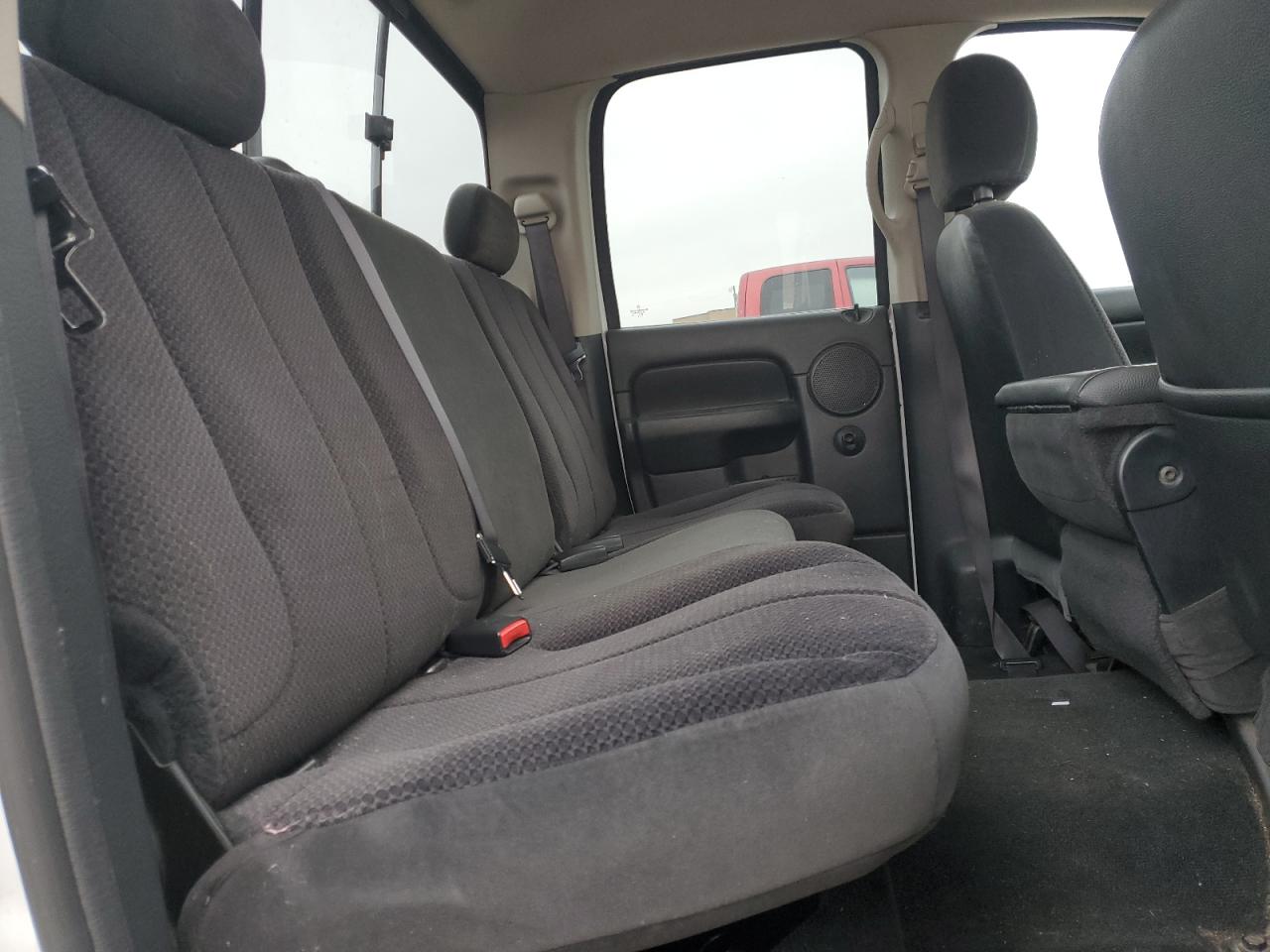 2005 Dodge RAM VIN 1D7HA18N05S114216 Copart auction photo, front end damage thumbnail 10