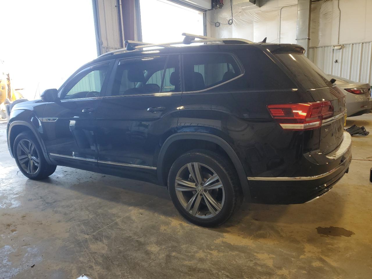 2019 Volkswagen Atlas VIN 1V2XR2CA6KC606410 Copart auction photo, front end / minor dent/scratches damage thumbnail 2