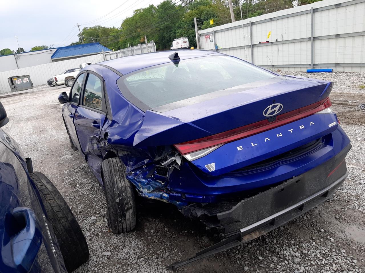 2024 Hyundai Elantra VIN KMHLM4DJ2RU106771 Copart auction photo, all over damage thumbnail 2