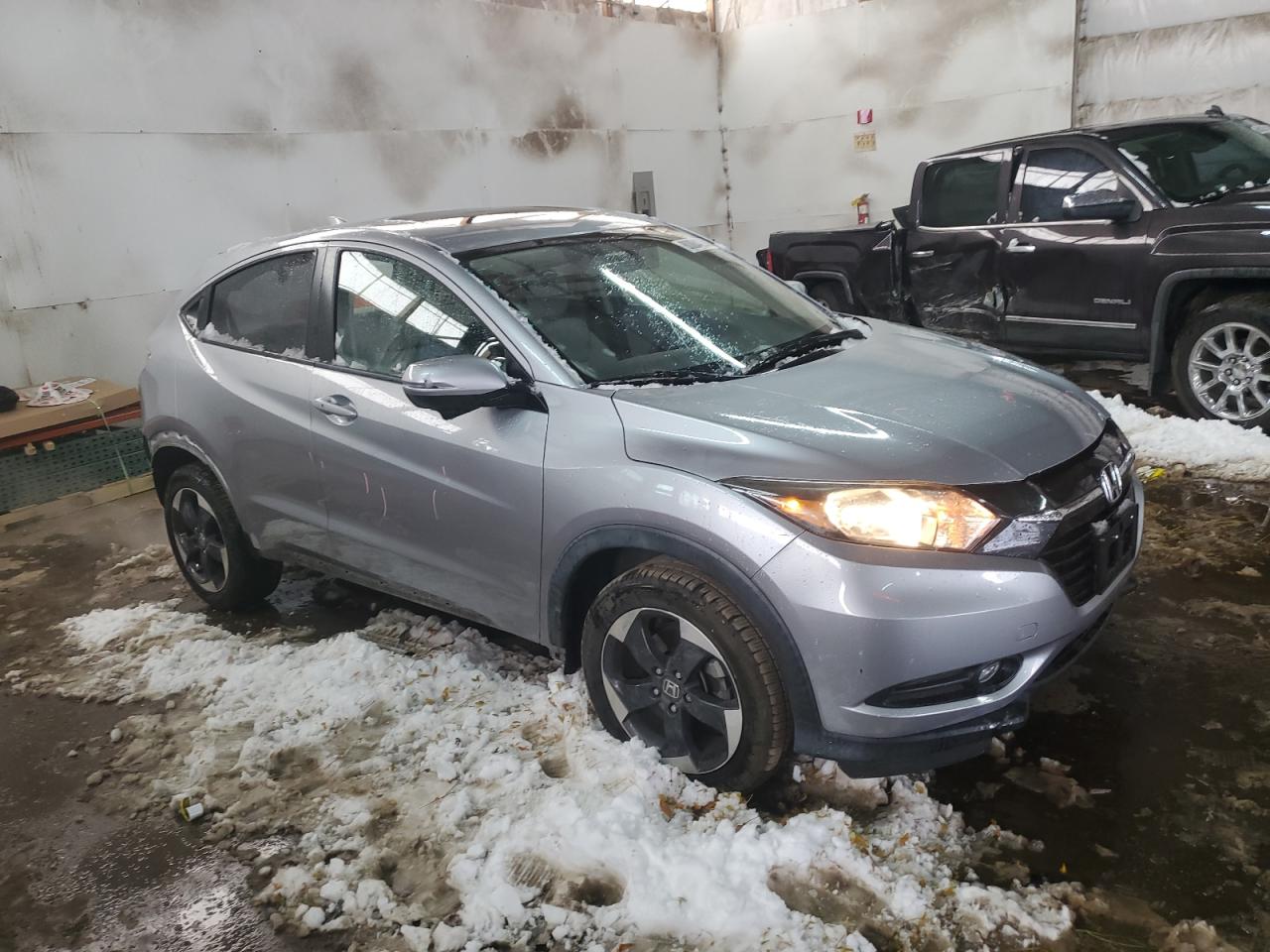 2018 Honda HR-V VIN 3CZRU5H56JM723157 Copart auction photo, rear end damage thumbnail 4