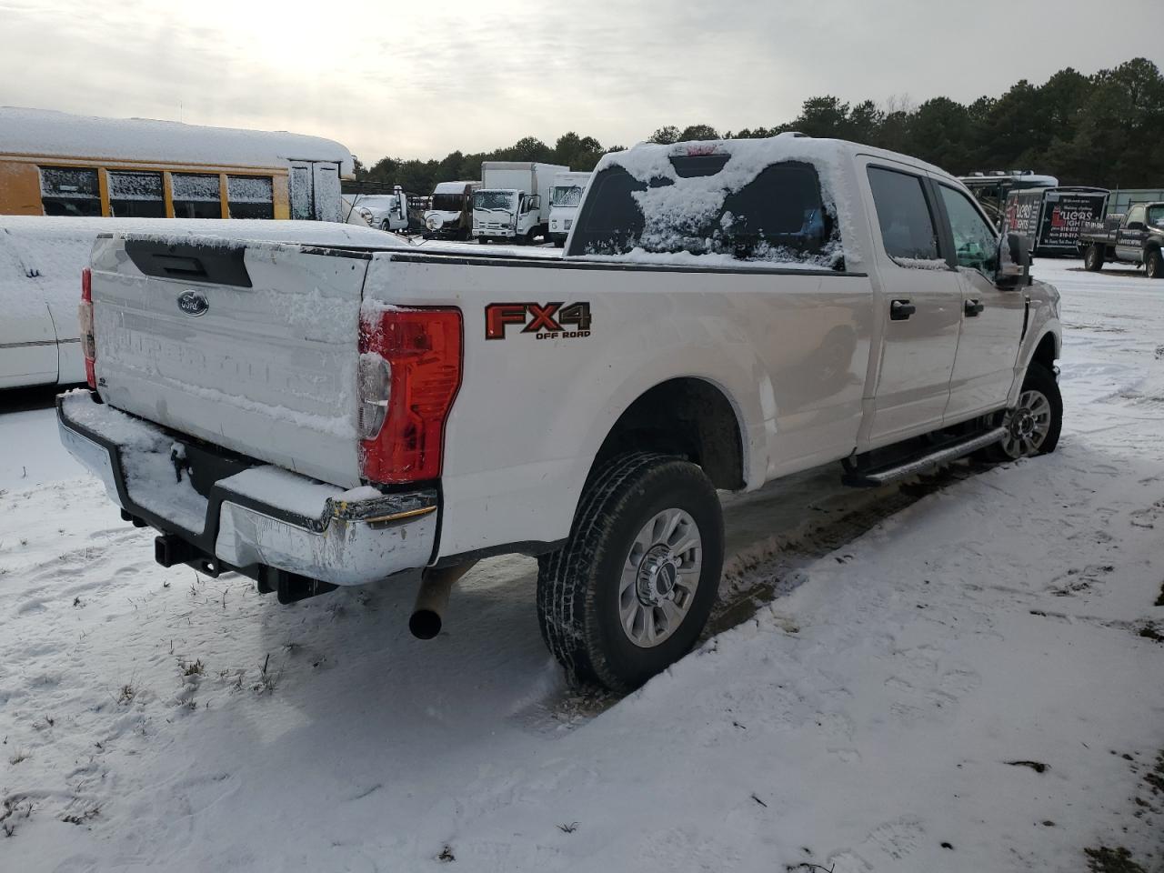 2020 Ford F350 VIN 1FT8W3BN8LEE14632 Copart auction photo, front end / undercarriage damage thumbnail 3