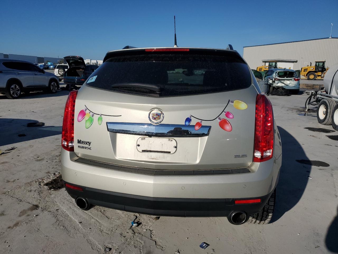 2013 Cadillac SRX VIN 3GYFNCE30DS570024 Copart auction photo, front end / side damage thumbnail 6