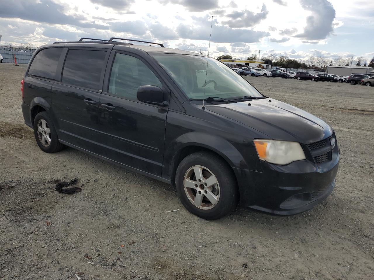 2013 Dodge Caravan VIN 2C4RDGCG8DR655743 Copart auction photo, mechanical damage thumbnail 4