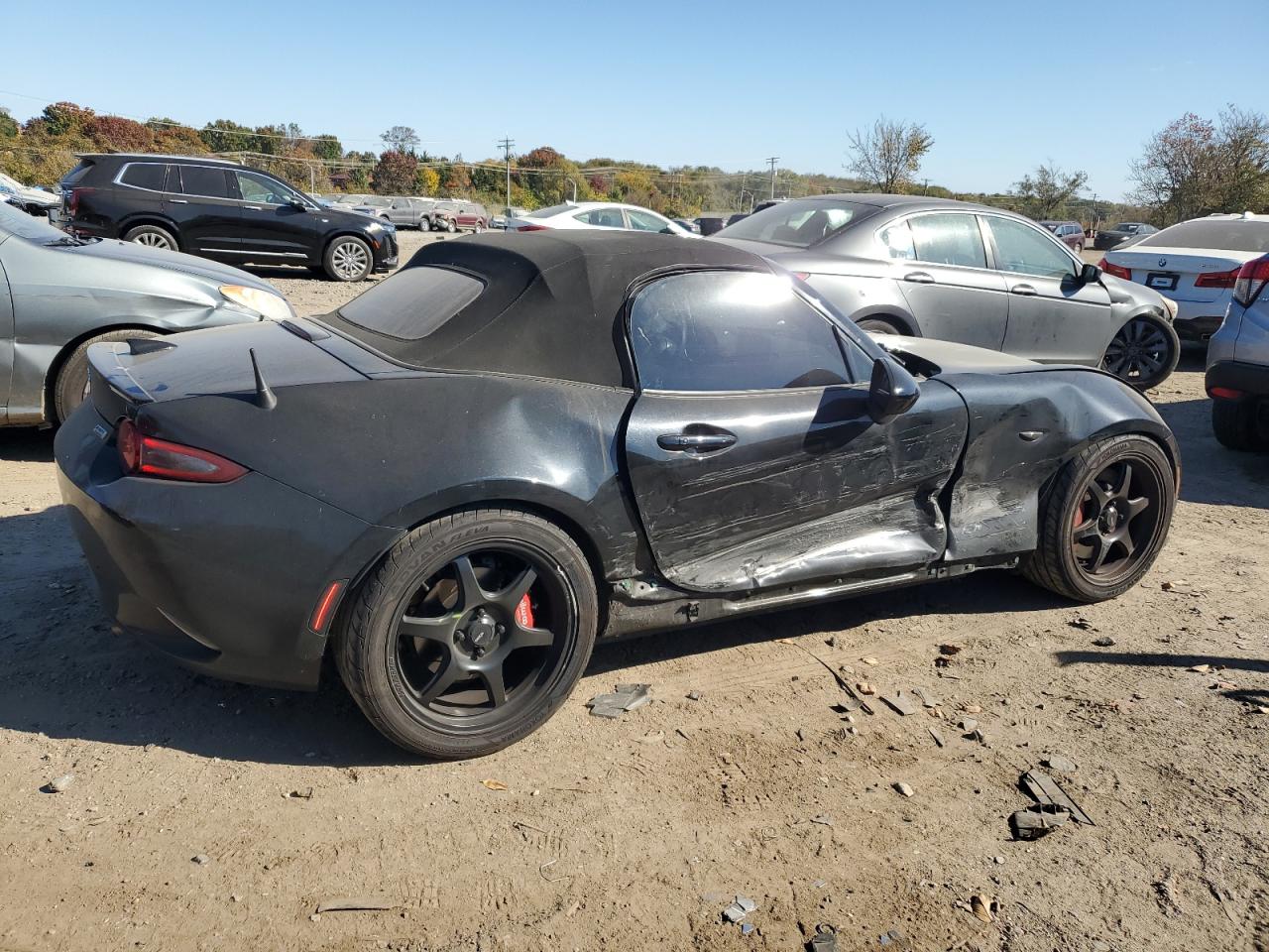 2016 Mazda MX-5 VIN JM1NDAC71G0101700 Copart auction photo, side / front end damage thumbnail 3