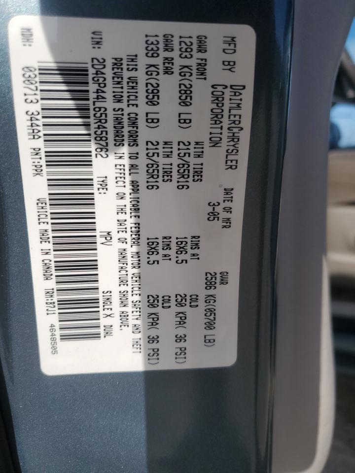2005 Dodge Caravan VIN 2D4GP44L65R458762 Copart auction photo, rear end / minor dent/scratches damage thumbnail 13