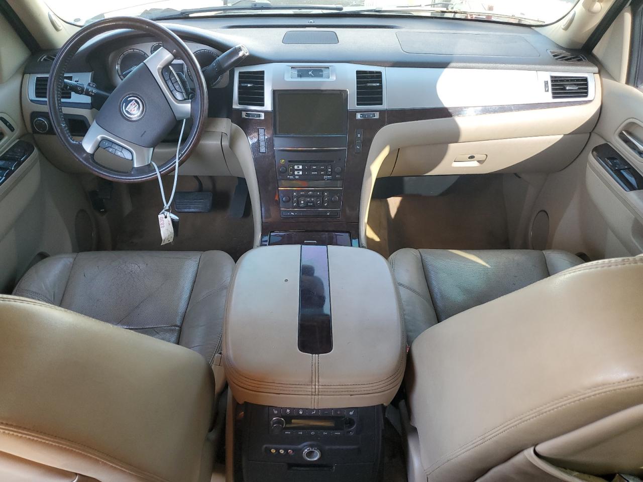 2011 Cadillac Escalade VIN 1GYS4JEF5BR318513 Copart auction photo, front end damage thumbnail 8
